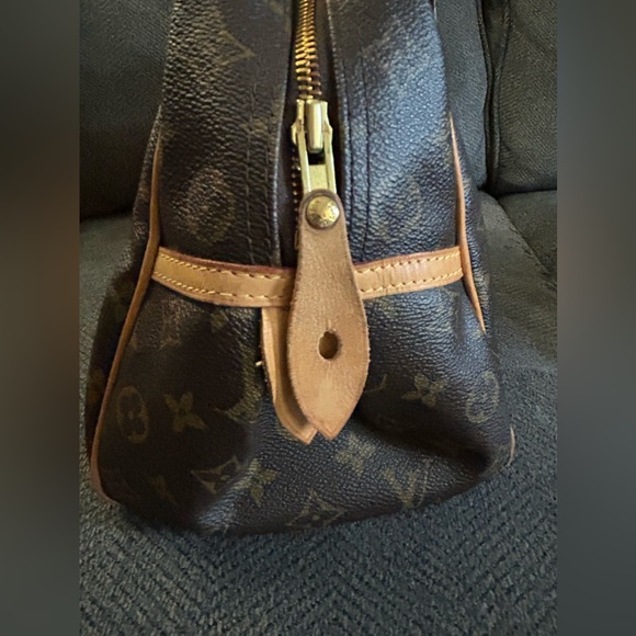 Authentic Louis Vuitton Montorgueil GM shoulder bag. Offers are welcome! - Picture 10 of 14